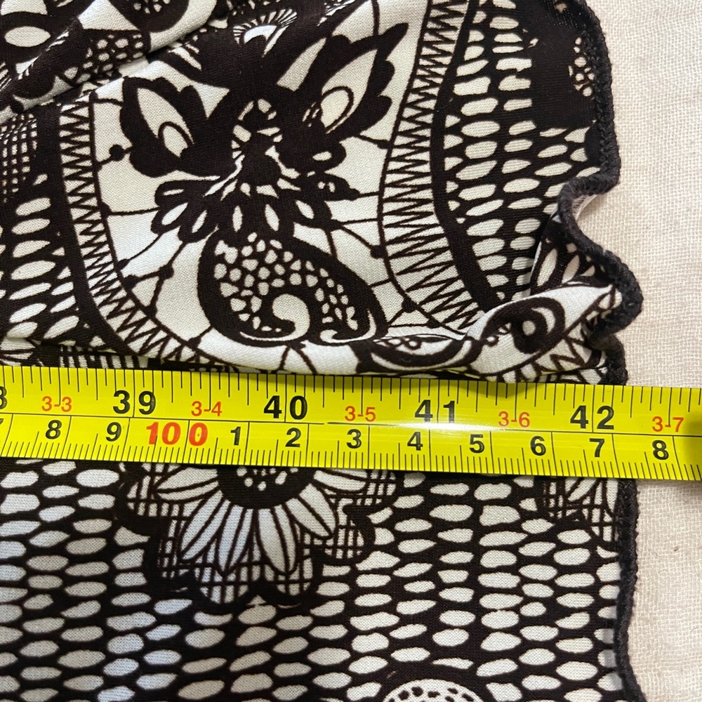 Glamour Womens Dress Size 18W Brown Cream Printed V-neck Knee Length Dress - Picture 14 of 15